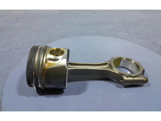 Поршень CFGB Skoda Superb B6 (3T)