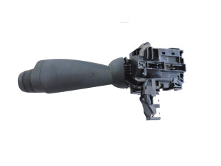 Ручка стеклоочистителей 31481373 Volvo XC40