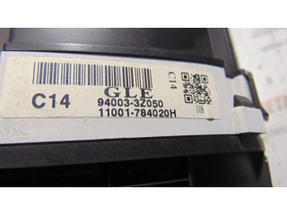 Přístrojová deska Hyundai i40 2013 940033Z050