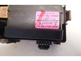 Блок предохранителей mr587816 Mitsubishi Grandis