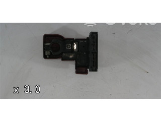 Pojistková skříňka Suzuki Swift 2012