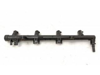 Vstřikovací lišta 8200135504   Renault Megane II  pro benzínový motor 1.6  