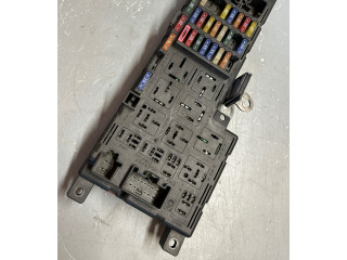 Блок предохранителей 8678449, 518787205   Volvo V70    