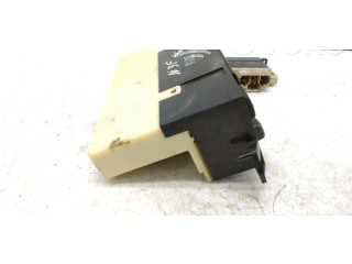 Блок управления климат-контролем Mazda 323 F