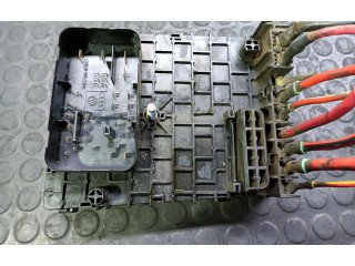 Pojistková skříňka 33568881 Volkswagen PASSAT