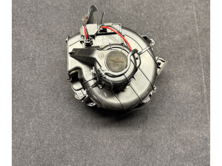 Pojistková skříňka Вентилятор печки 9248171, 9226780 BMW 5 F10 F11 2013