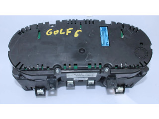 Панель приборов 5K0920861A   Volkswagen Golf VI       