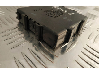 Блок управления коробкой передач 8999047022, 2325000301   Toyota Prius (XW20)