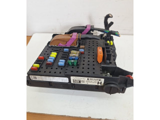 Pojistková skříňka Volvo XC90 2008