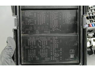 Блок предохранителей 68347003AE   Jeep Grand Cherokee WL    