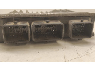 Блок управления двигателем Блок управления 8200334419, 8200414354 ZAZ 101