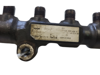 Топливная рампа 9654592680, 9564590   Peugeot 5008   для двигателя 9HZ