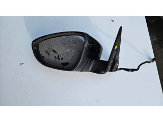 Зеркало электрическое Volkswagen Beetle A5 2011-2018 года