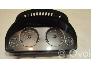 Přístrojová deska BMW 5 F10 F11 2011 25811511, 9227616