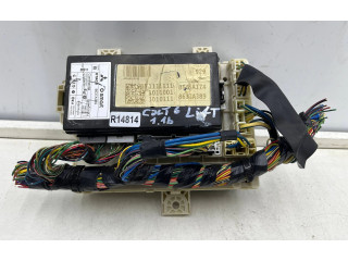 Блок предохранителей 8565a174, 8637a389 Mitsubishi Colt