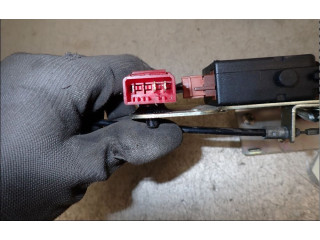 Zámek zadních dveří 00008726F5 Citroen Berlingo 1998