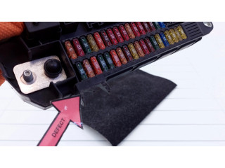 Pojistková skříňka 518956057, 9138830 BMW 5 E60 E61 2010