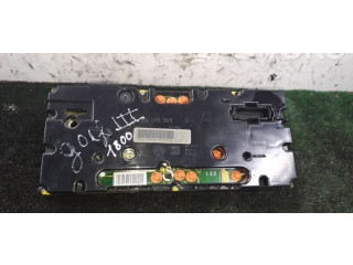 Панель приборов 0883111883   Volkswagen Golf III       