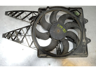 Вентилятор радиатора 55701372 Fiat Grande Punto 1.2