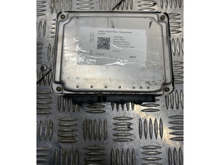 Блок управления двигателя 6K0906032Q Volkswagen Golf IV