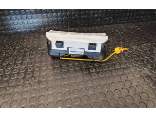 Подушка безопасности пассажира 13400148 Opel Meriva B