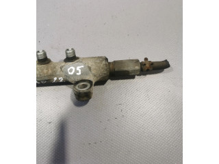 Топливная рампа    Toyota Corolla Verso E121  