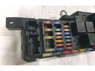 Блок предохранителей 8678449, 518787205   Volvo V70    