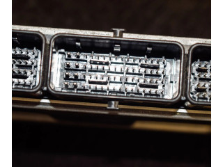 Блок управления двигателя 237103008R   Dacia Sandero