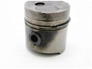 Píst Mercedes-Benz 100 W631