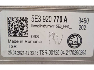 Панель приборов 5E3920770A Skoda Octavia Mk4
