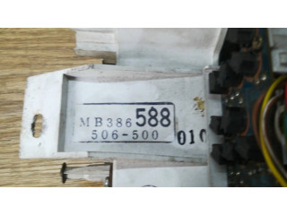 Přístrojová deska Mitsubishi Pajero 1988 MB386588, 506500010