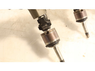 Топливная рампа 026150006Z Skoda Scala