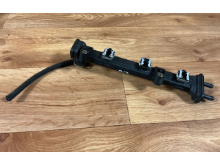 Топливная рампа A1600700295, 0280151083 Smart ForTwo I