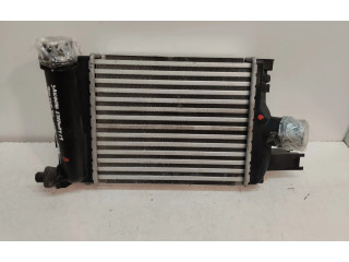 Интеркулер Dacia Sandero