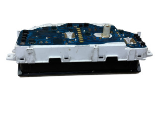 Přístrojová deska Mitsubishi Lancer 1997 MB680657, 738080