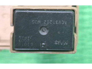 Блок предохранителей JB200500N Subaru Forester SH