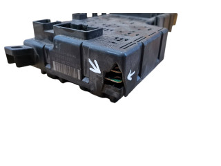 Блок предохранителей 9494207, 518323001 Volvo S80