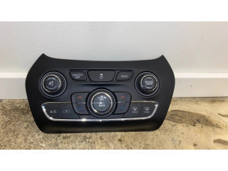 Блок управления климат-контролем 05091436AG, 15961101 Jeep Cherokee