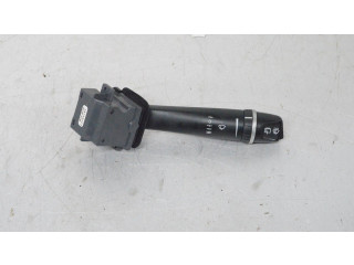 Ручка стеклоочистителей    Volvo V70