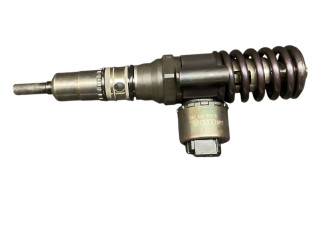 Форсунка 03G130073B    Volkswagen Touran I   