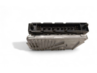 Блок управления двигателем Блок управления 30684877A Volvo V70