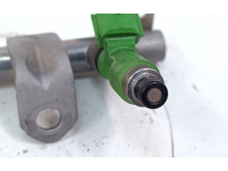 Vstřikovač 117083221 Subaru Outback (BS)