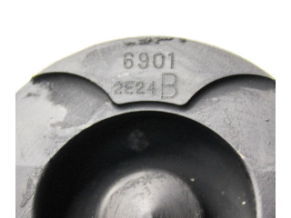 Píst 69012E24B Opel Astra J