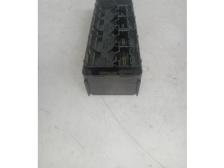 Блок управления 13505748 Chevrolet Cruze