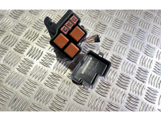 Přístrojová deska Toyota Previa (XR30, XR40) II 2002 8266228020