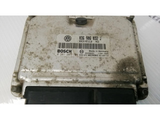 Блок управления двигателя 036906032J, 0261207194 Skoda Octavia Mk2 (1Z)