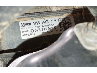 Блок предохранителей  02E911022C   Volkswagen Tiguan    