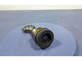 Поршень CFGB Skoda Superb B6 (3T)