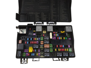 Блок предохранителей P68425203AB, 16238DA Jeep Grand Cherokee