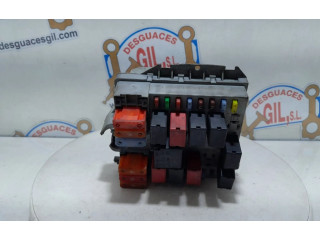 Блок предохранителей 51742420, 163773 Alfa Romeo GT